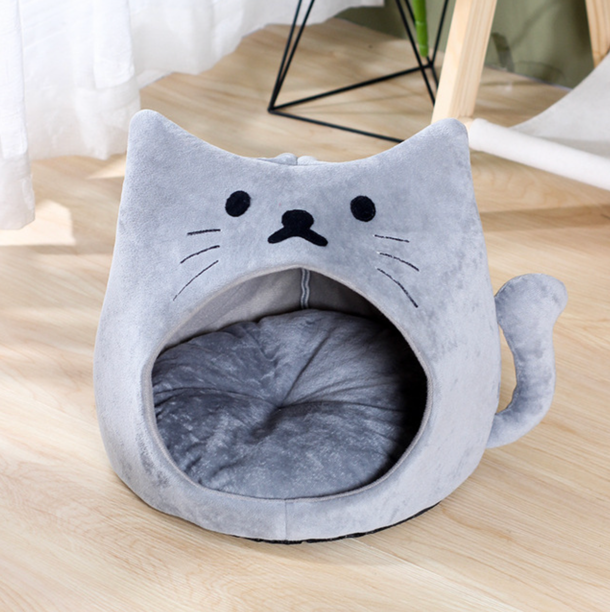 Cozy Kitty Cat Bed