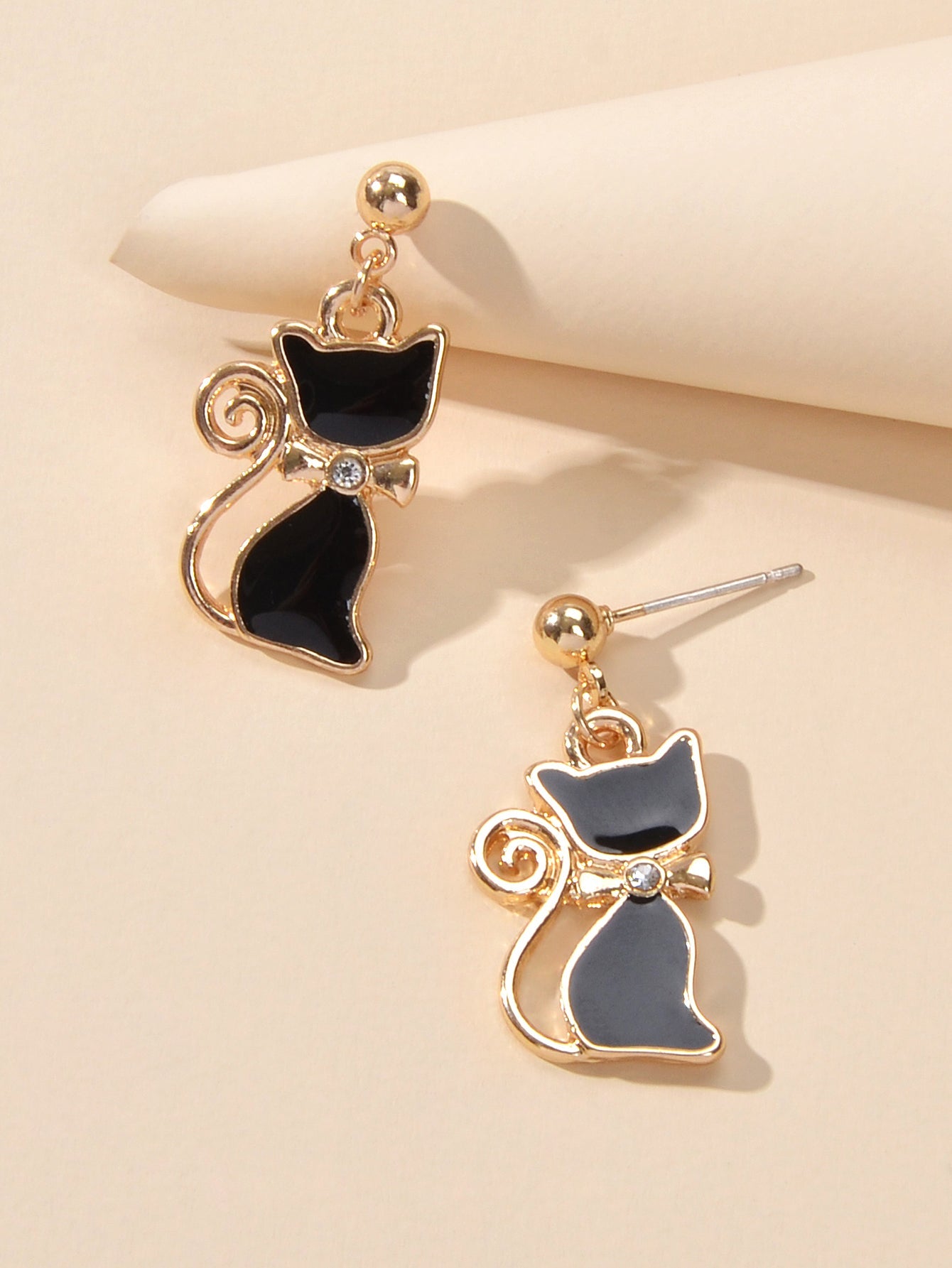 Elegant Rhinestone Black Cat Drop Stud Earrings